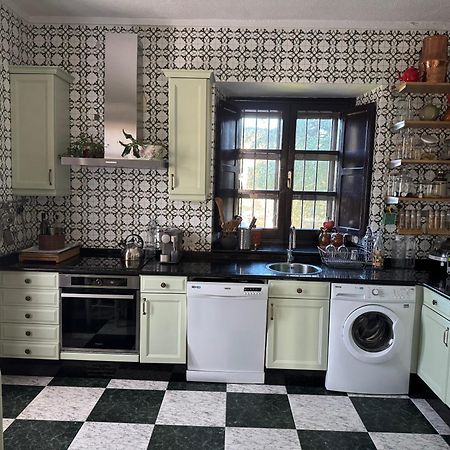 Villa La Casona De Barganaz Santiago Del Monte Esterno foto